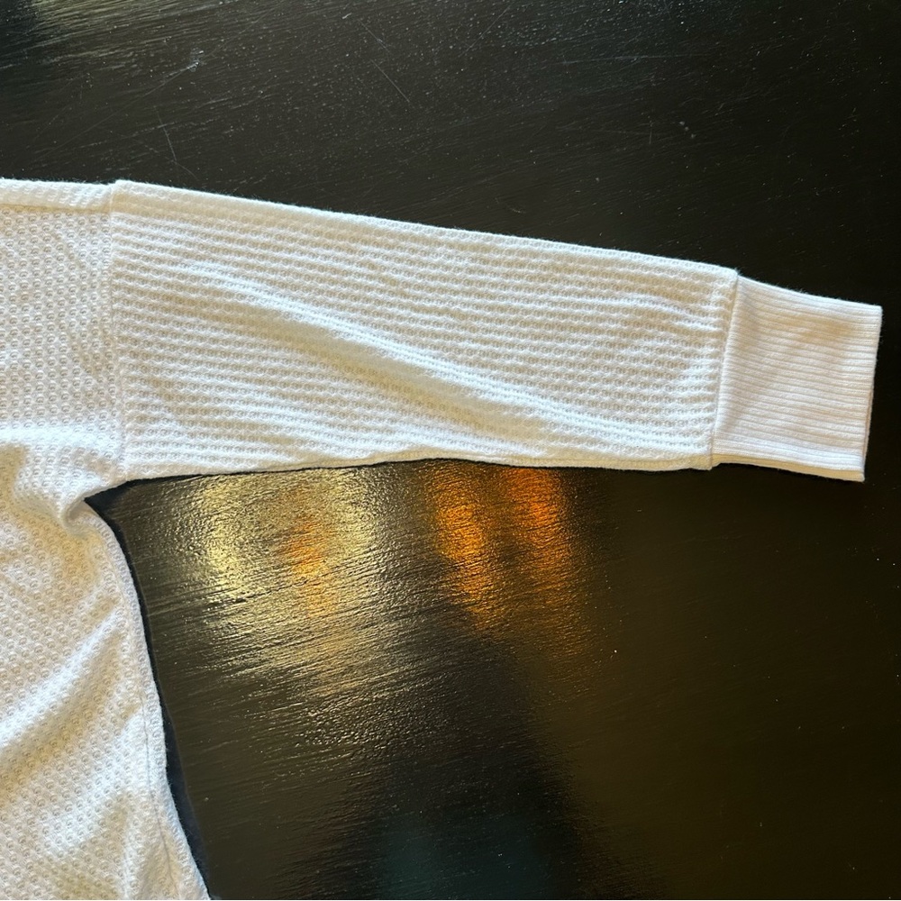 Tommy Hilfiger Medium Cardigan Lot Two Pack White and Red Never Worn Long Sleeve - Picture 6 of 12